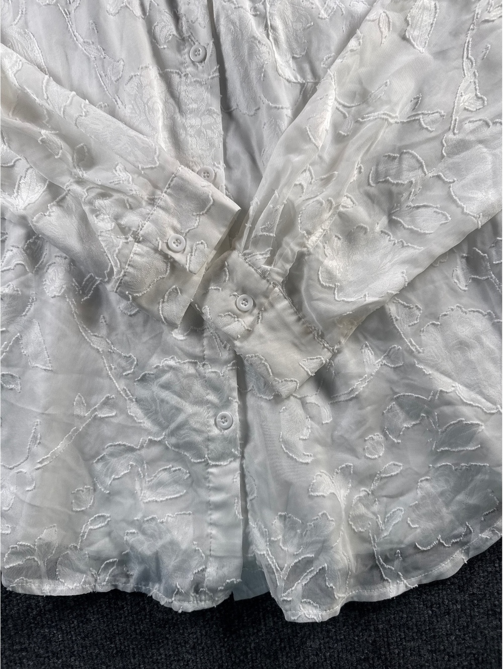 Women’s Large White Floral Lace Blouse Button Front Long Sleeve Sheer Top